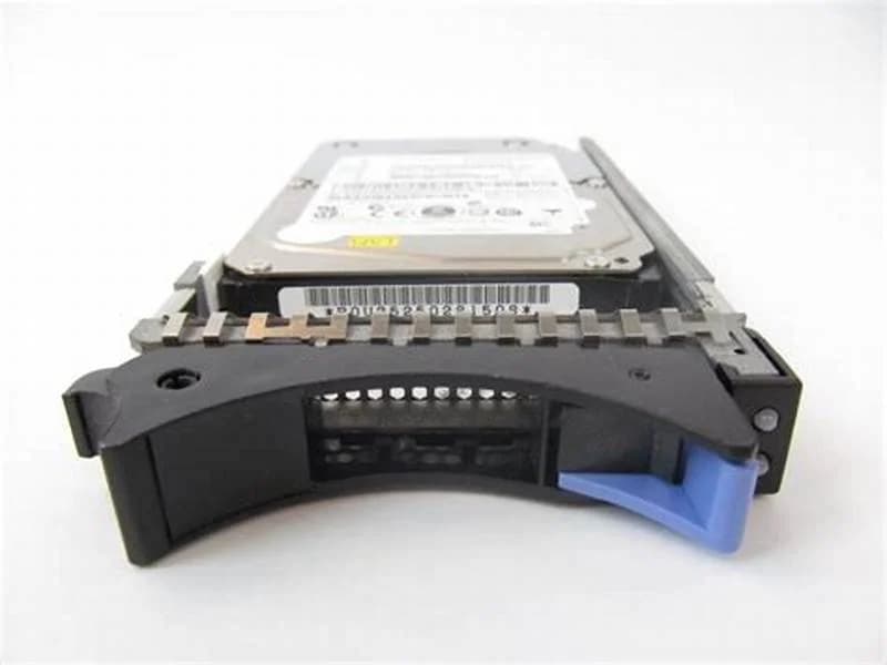 IBM 69.7GB 15K RPM SAS SFF HDD 2.5 ( i) (1884)