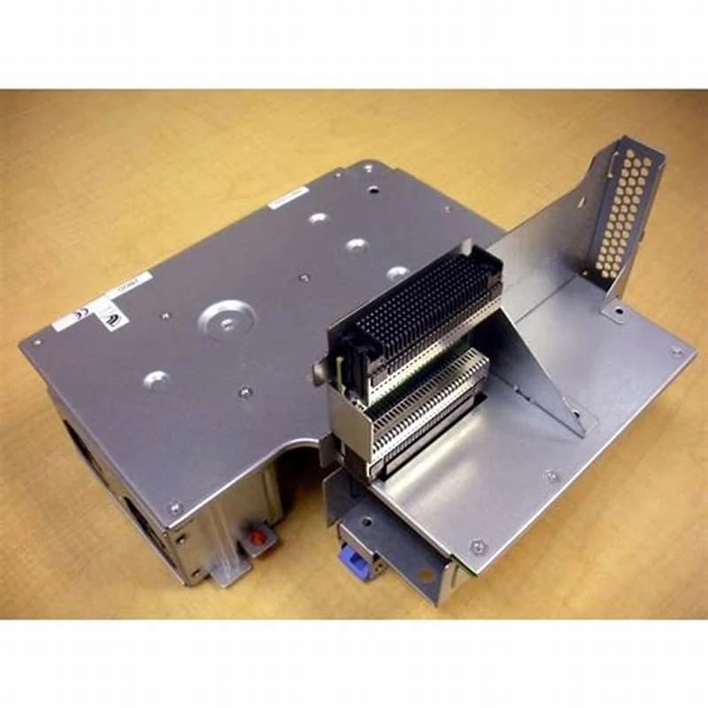 IBM Spare PCIE RISER 46K8065 (46K8065)