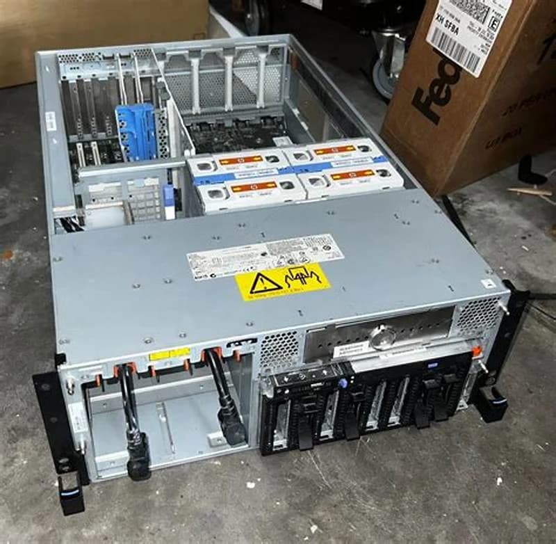 IBM SystePlanar/Backplane (74Y1827)