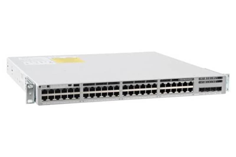 Cisco Catalyst 9300L, Network Advantage, Switch, L3, managed, 48 x 10/100/1000 (PoE+) (C9300L-48P-4X-A)