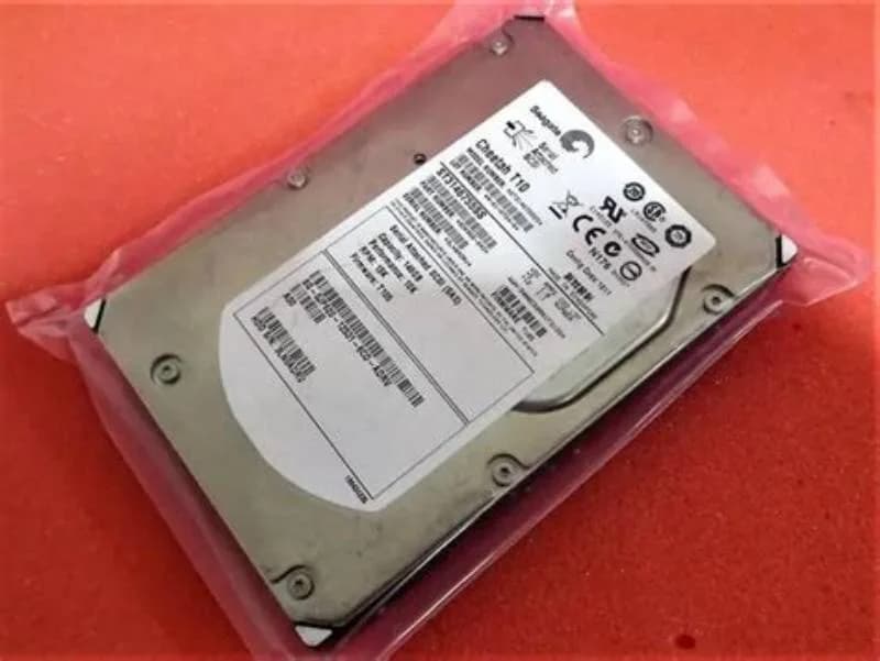 Dell sas Жёсткий диск 146gb 10k, Жёсткий диск, Serial Attached SCSI (SAS) (JP620)