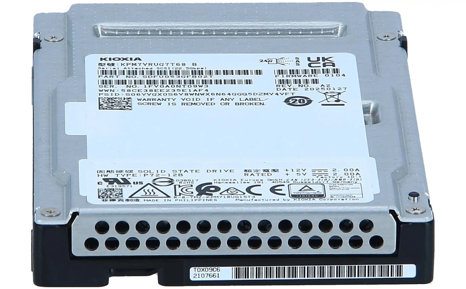Kioxia PM7-R Series, SSD, Enterprise, Read Intensive encrypted, 7680 GB, internal, 2.5", SAS 24Gb/s, Self-Encrypting Drive (SED) (KPM7VRUG7T68)