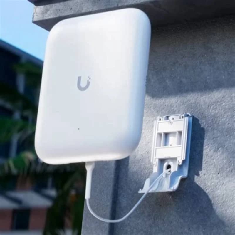 Ubiquiti UniFi U7 Pro Outdoor, Radio access point, Wi-Fi 7, 2.4 GHz, 5 GHz, wall / ceiling / pole mountable (U7-PRO-OUTDOOR)