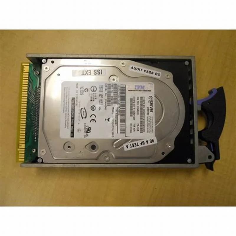 IBM 73.4GB 15K RPM Ultra320 SCSI 3.5 HDD (3278)