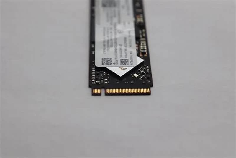 Lenovo 1 TB, SSD, M.2 2280, PCIe NVMe (5SS1D71703)