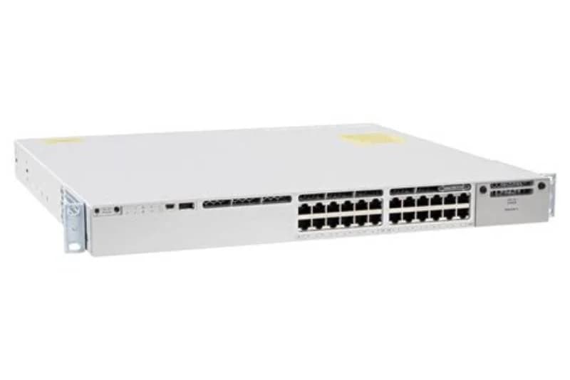 Cisco Catalyst 9300, Network Advantage, Switch, L3, managed, 24 x 10/100/1000 (UPOE) (C9300-24U-A)