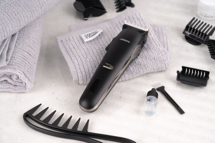 ARDESTO Hair clipper HC-Y32-B, 220V+battery, nozzles-6, steel+ceramics, black (HC-Y32-B)5