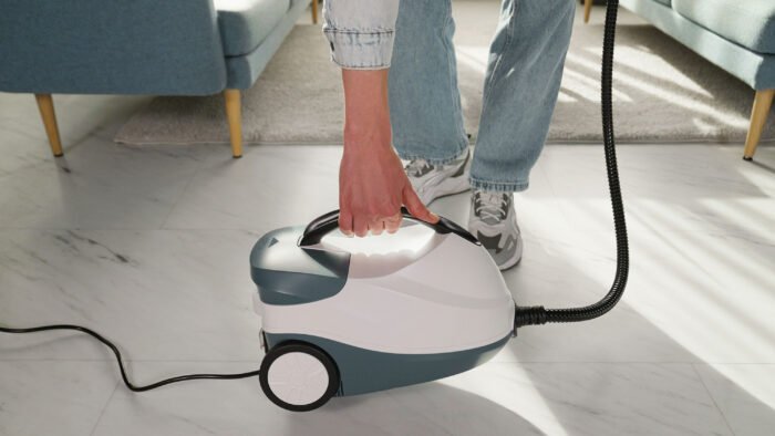 ARDESTO Steam cleaner , 2000W, 1500ml, 4Bar, white+blue (STC-C2000W4-0) 4