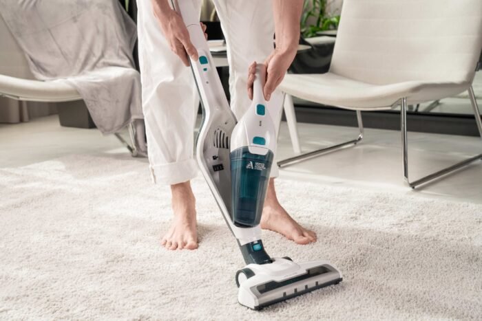 ARDESTO Vacuum cleaner cordless , 85W, dust cont -0.55L, battery operation up to 35min, HEPA, white (CVC-X0621WB)10